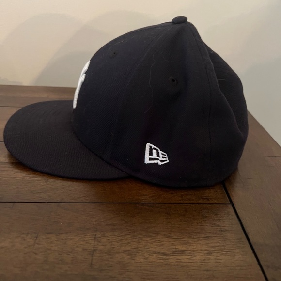 Men’s New York Yankees Cap - Picture 2 of 6